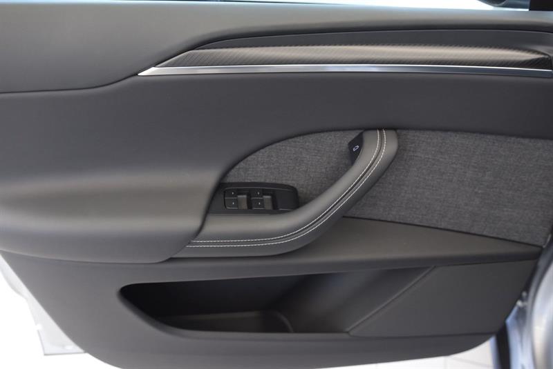 tesla Model X 2024 - 21