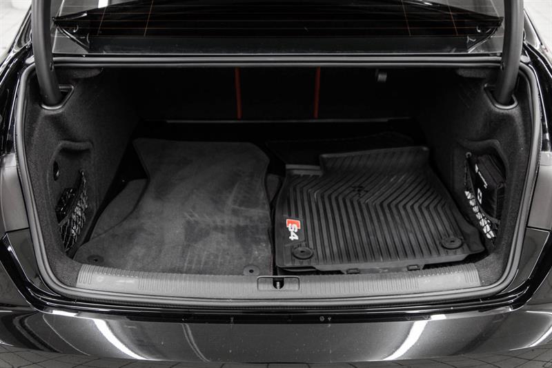 audi S4 berline 2024 - 11