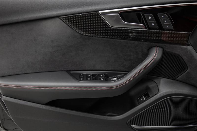 audi S4 berline 2024 - 12