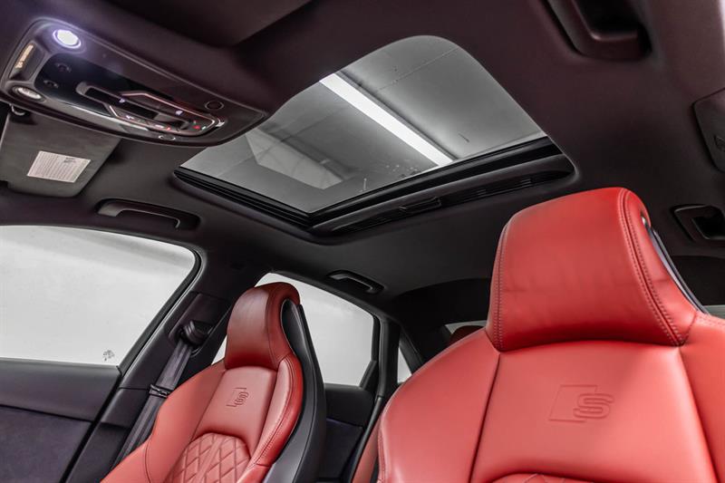 audi S4 berline 2024 - 34