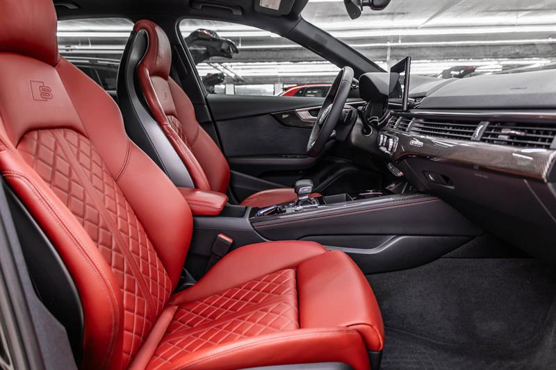 audi S4 berline 2024 - 39