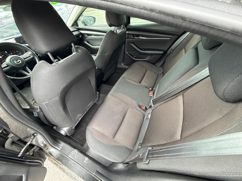 mazda Mazda3 2022 - 19