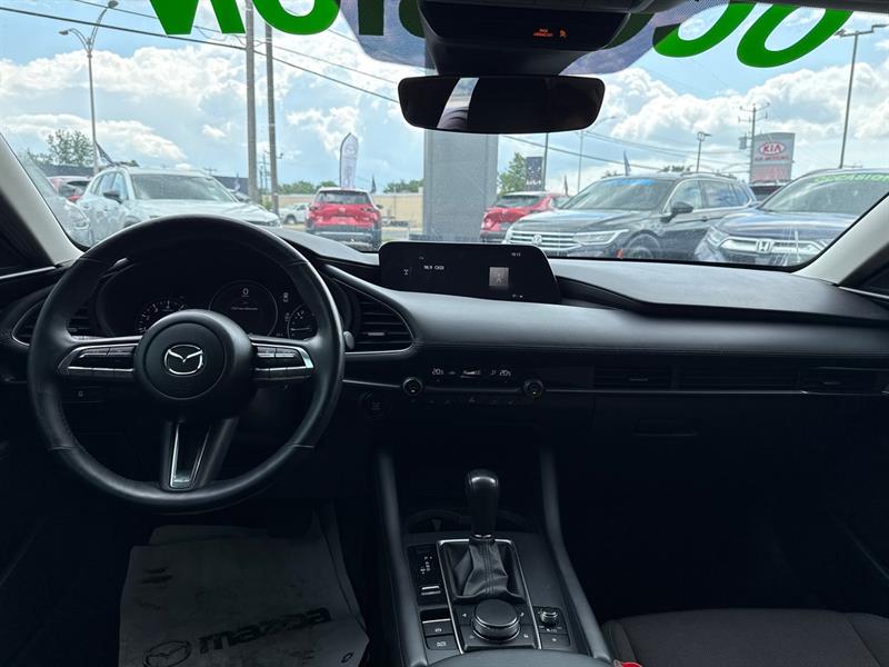 mazda Mazda3 2022 - 21