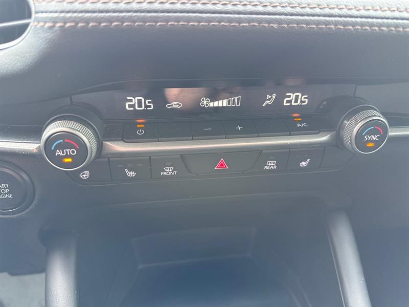mazda Mazda3 2022 - 23