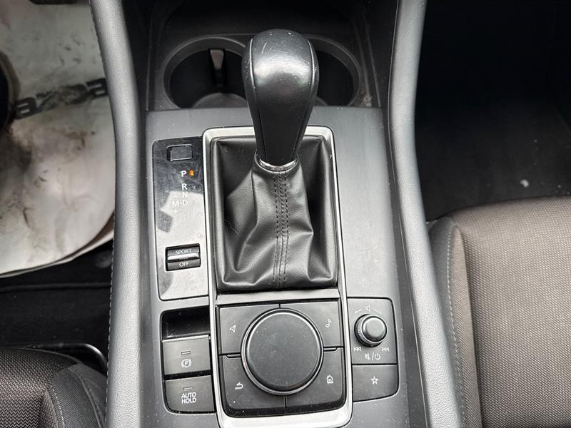mazda Mazda3 2022 - 32