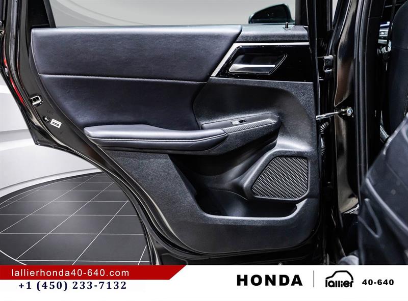 mitsubishi Outlander rechargeable 2023 - 13