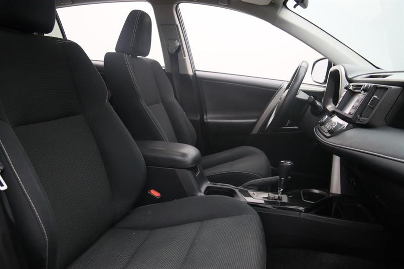 toyota RAV4 2018 - 16