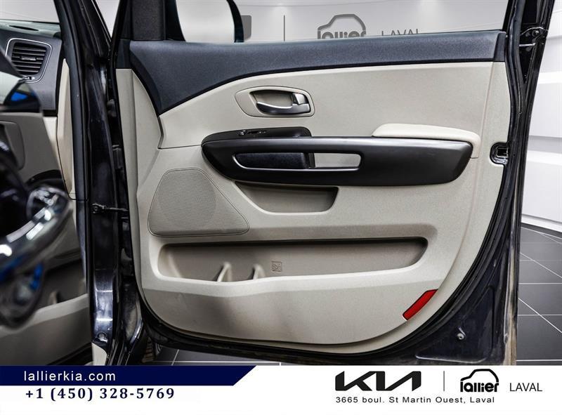 kia Sedona 2019 - 16