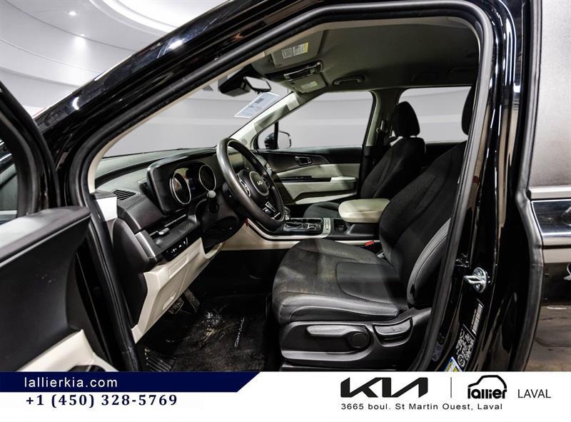 kia Carnival 2023 - 18