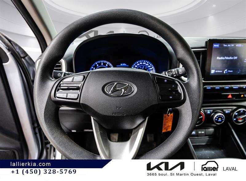2022 Hyundai Venue - Image 21