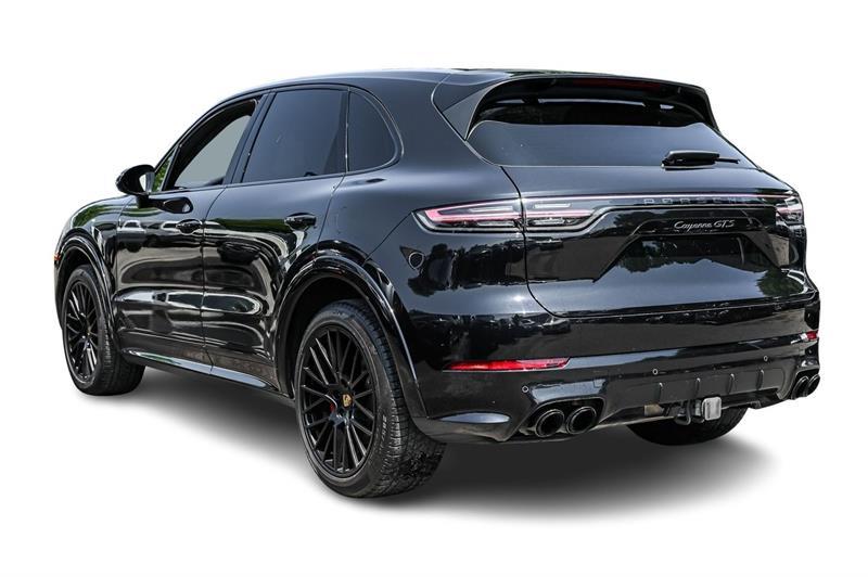 2022 Porsche Cayenne - Image 8