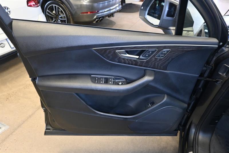 2022 Audi Q7 - Image 19