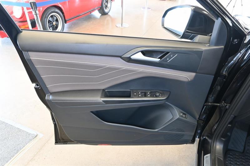 volkswagen Taos 2024 - 17