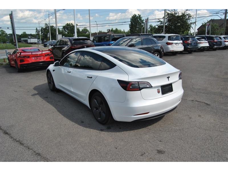 2022 Tesla Model 3 - Image 3