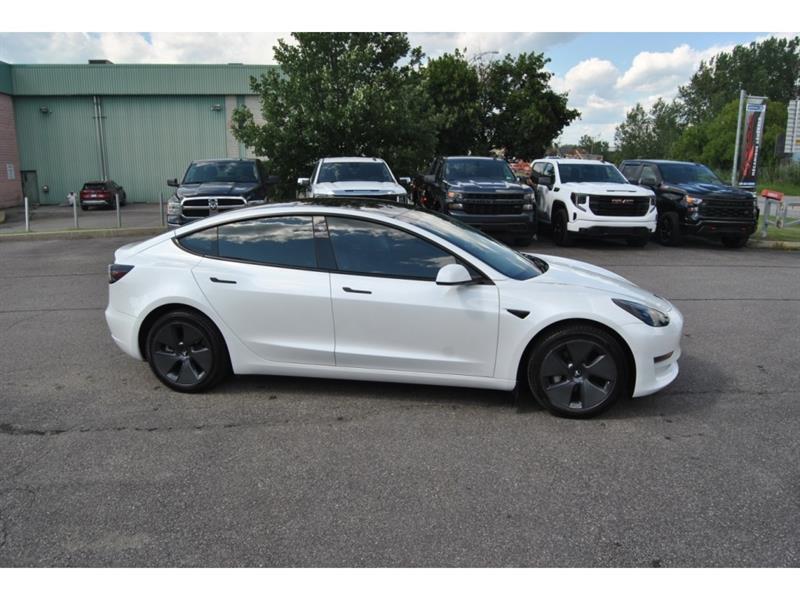 2022 Tesla Model 3 - Image 6