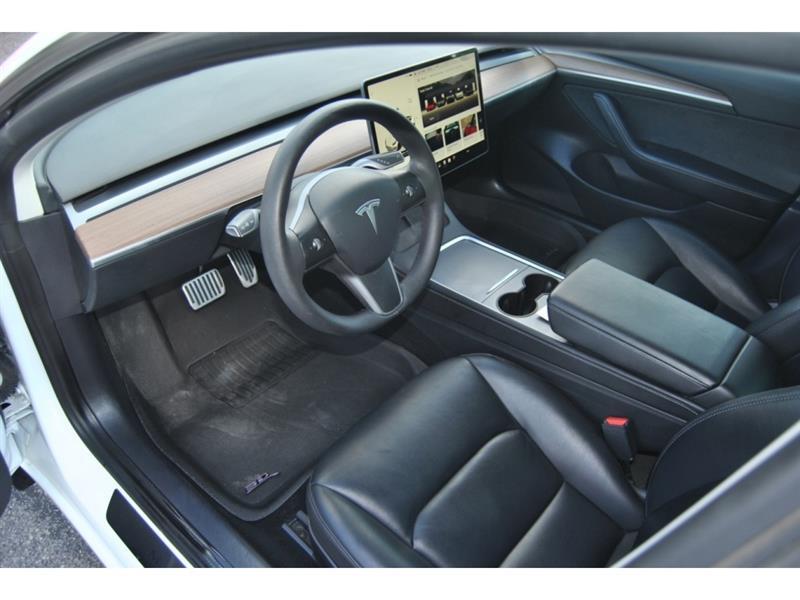 2022 Tesla Model 3 - Image 12