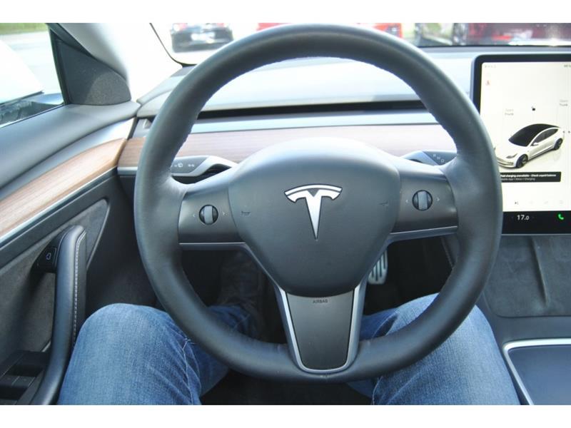 2022 Tesla Model 3 - Image 13