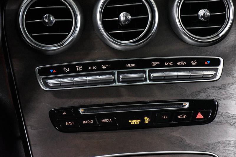mercedes-benz GLC300 2017 - 31