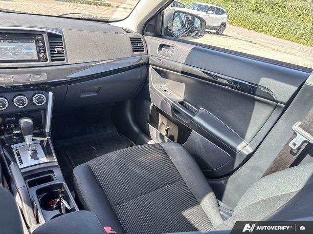 mitsubishi Lancer 2017 - 27