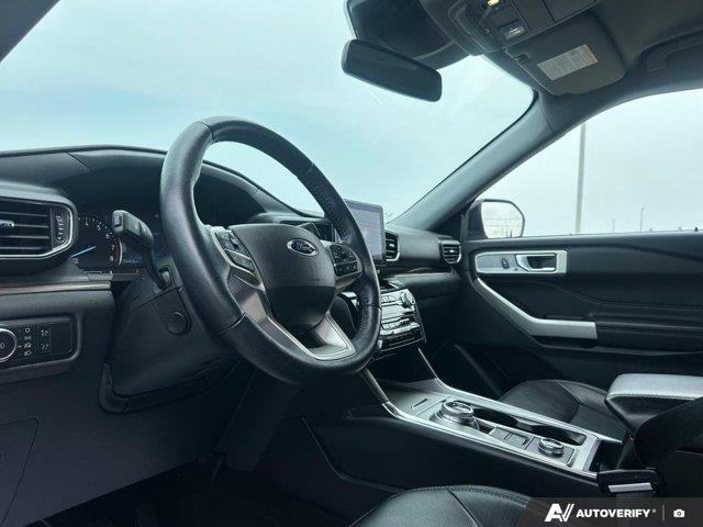 ford Explorer 2022 - 16