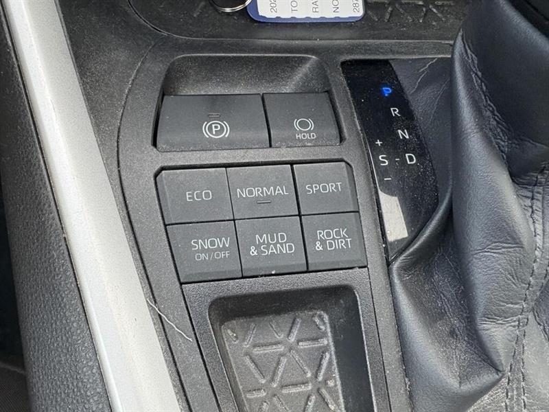 toyota RAV4 2022 - 12
