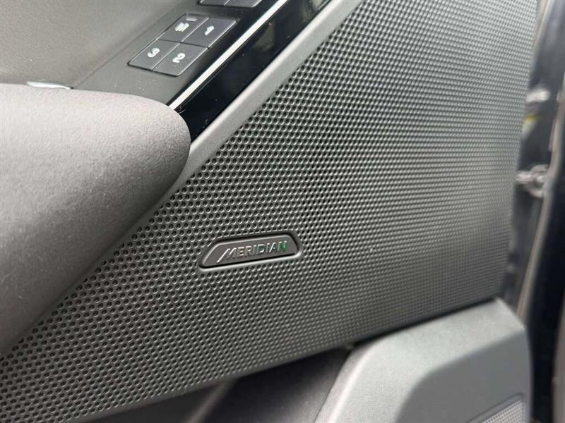 land rover Range Rover Velar 2022 - 28