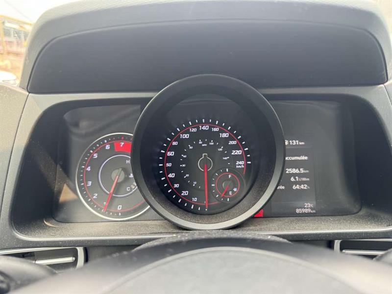 hyundai Elantra 2022 - 11