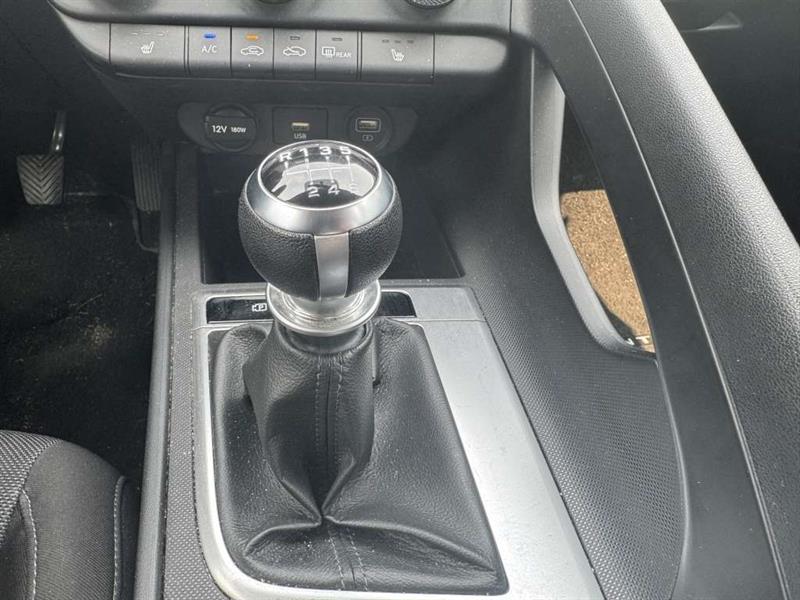 hyundai Elantra 2022 - 14