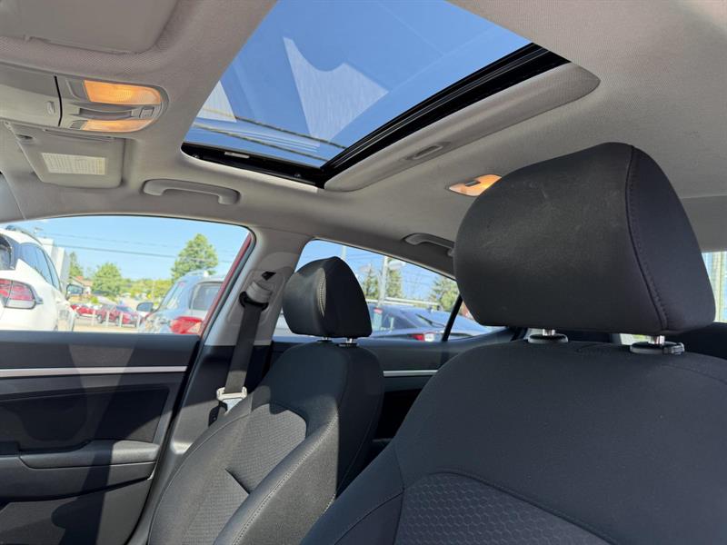 hyundai Elantra 2019 - 11