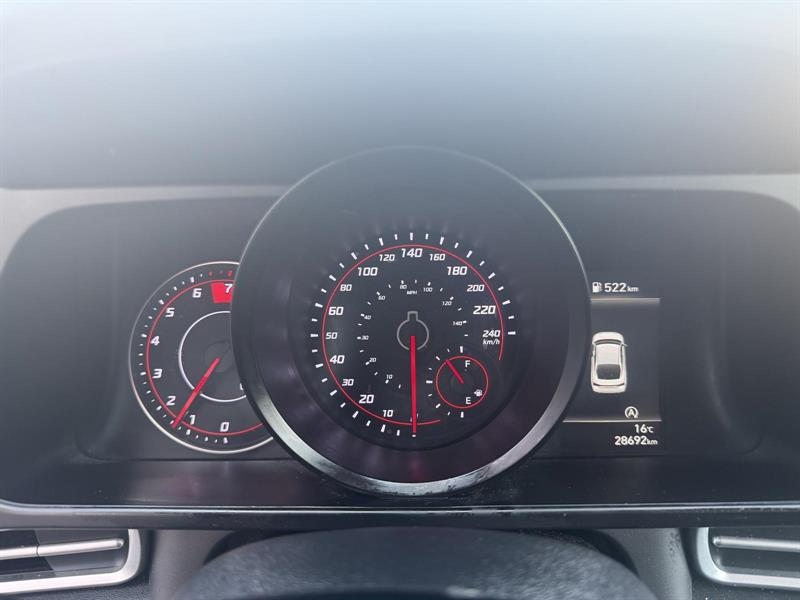 hyundai Elantra 2022 - 13