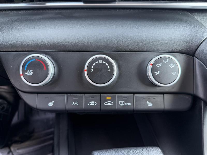hyundai Elantra 2022 - 19