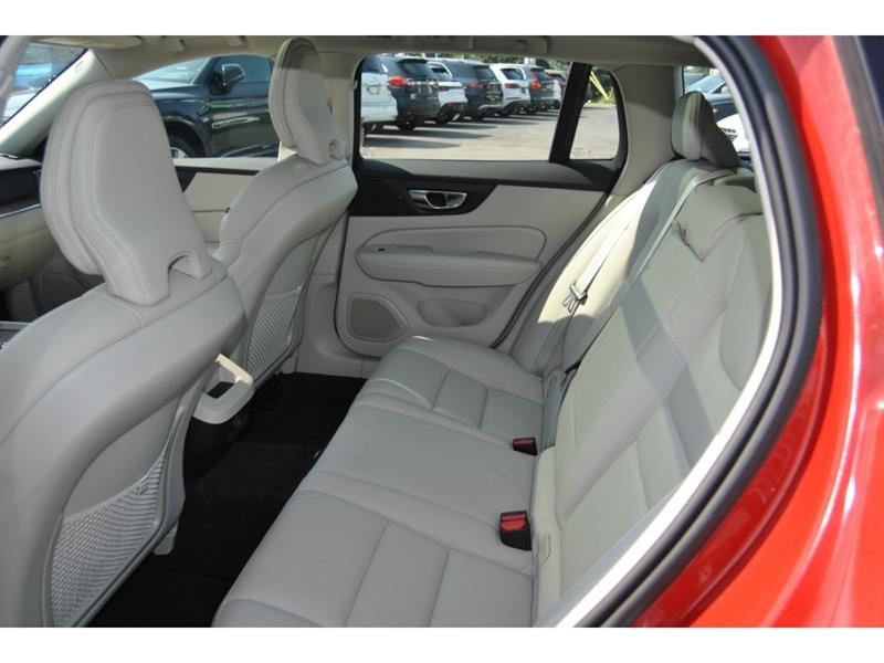 volvo V60 2022 - 10