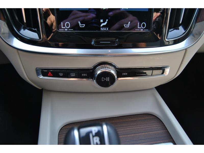 volvo V60 2022 - 22