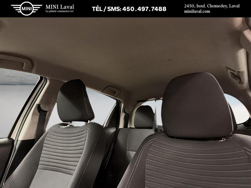 toyota Yaris 2018 - 16