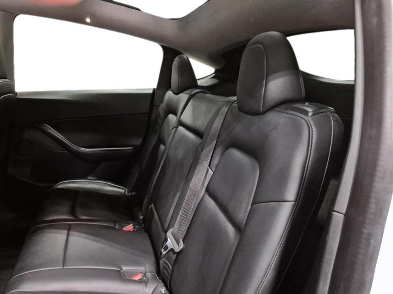 tesla Model Y 2021 - 11