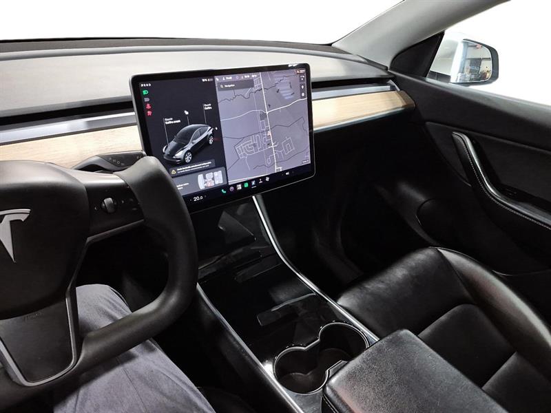 tesla Model Y 2021 - 25
