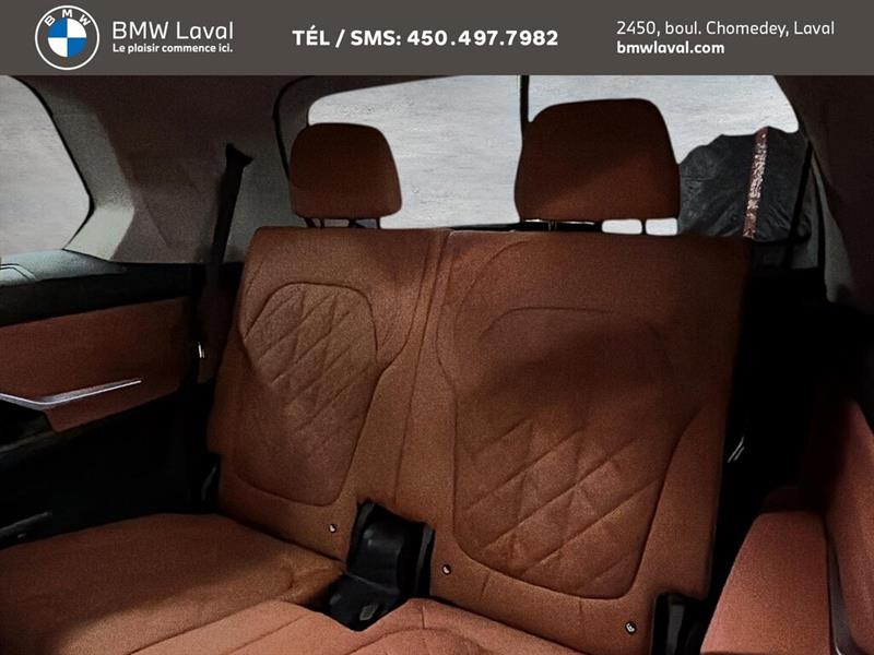 bmw X7 2024 - 25