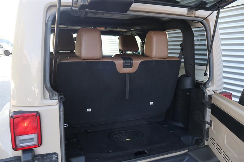 jeep Wrangler 2016 - 13