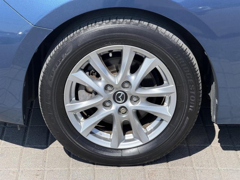 mazda Mazda3 2018 - 12