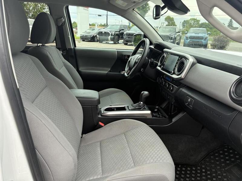 toyota Tacoma 2023 - 12