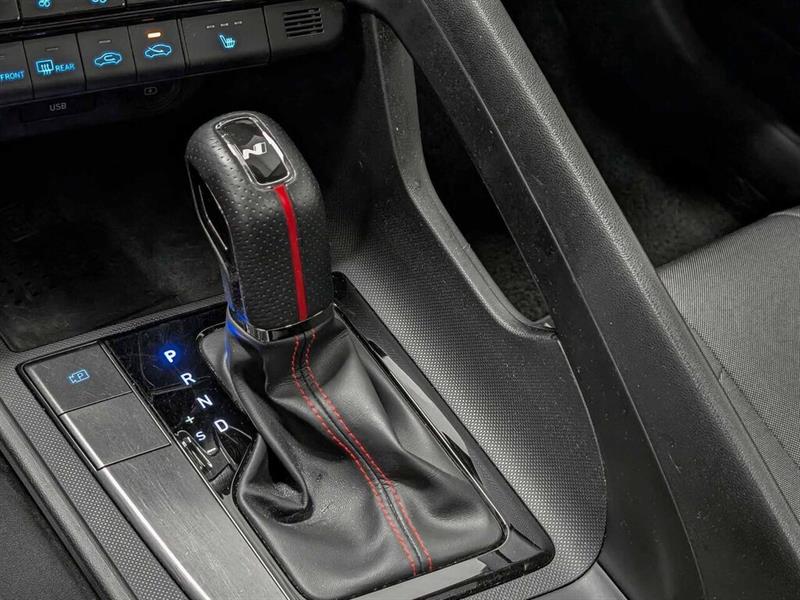 hyundai Elantra 2021 - 16