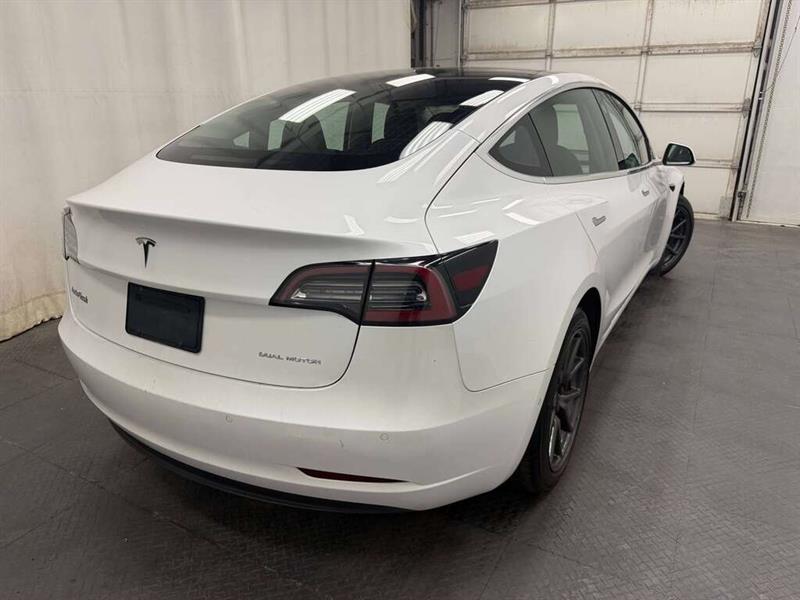 tesla Model 3 2019 - 9