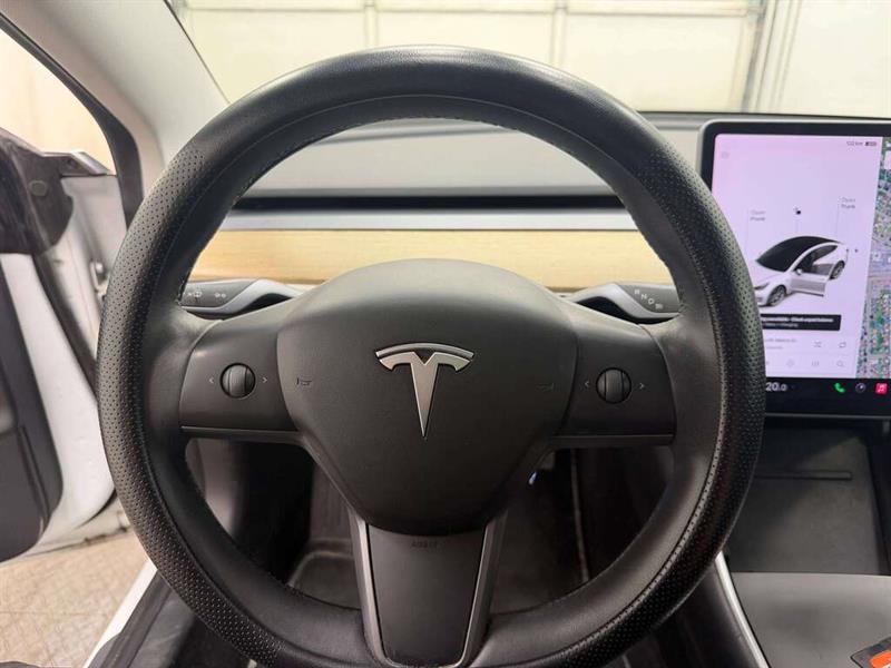 tesla Model 3 2019 - 19