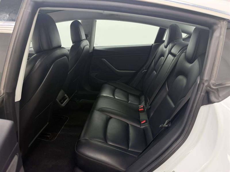 tesla Model 3 2019 - 24