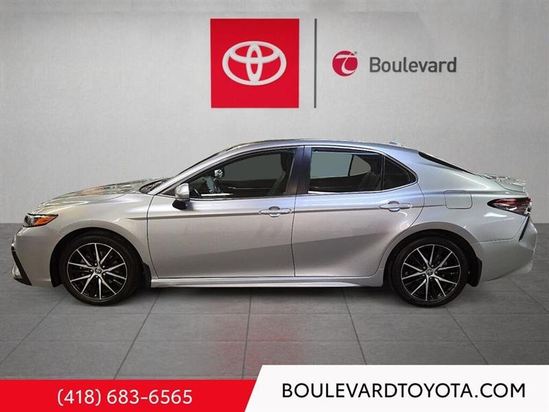 toyota Camry 2023 - 6