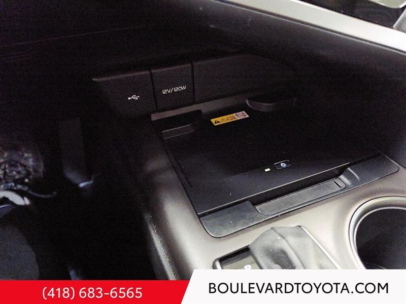 toyota Camry 2023 - 16