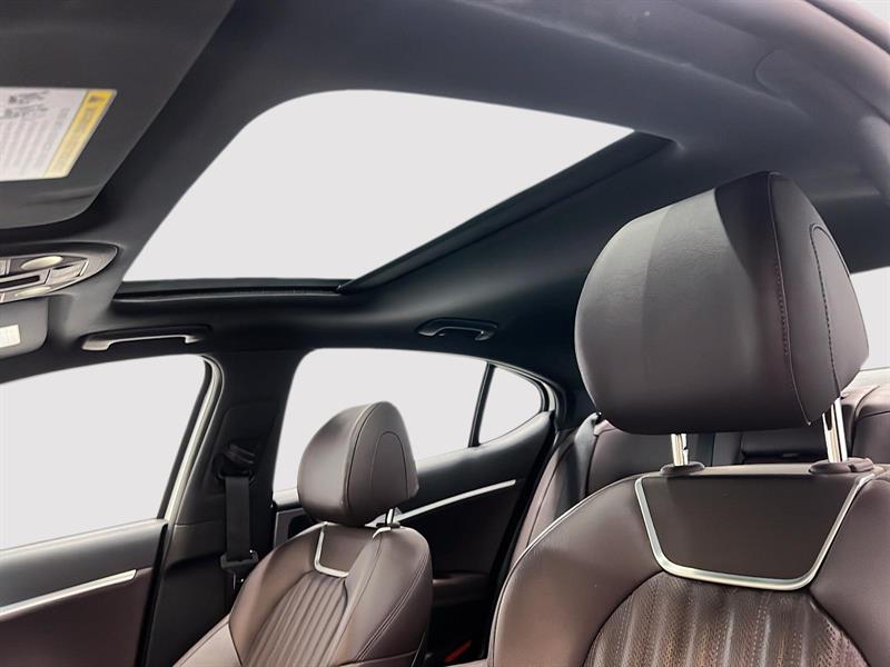 genesis G70 2023 - 11