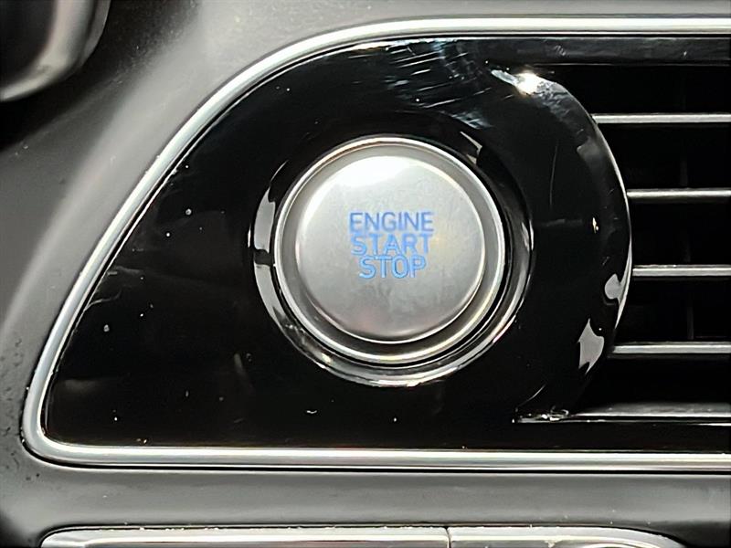 genesis G70 2023 - 19