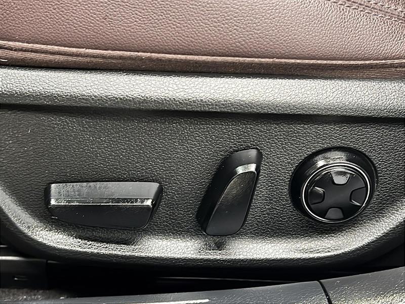 genesis G70 2023 - 23