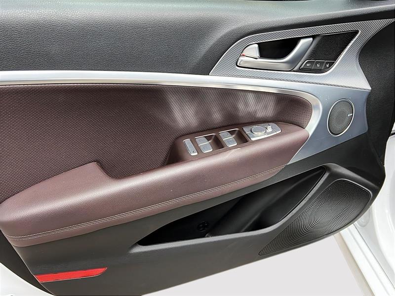 genesis G70 2023 - 25